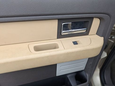 Used 2014 Ford F150 XLT w/ Equipment Group 302A Luxury image 11