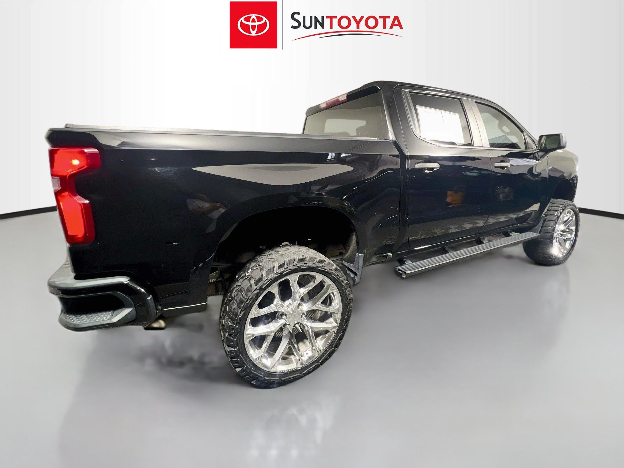 Used 2021 Chevrolet Silverado 1500 Custom RWD image 4