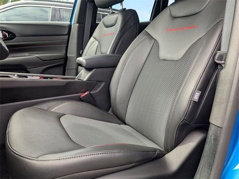 New 2026 Jeep Compass Trailhawk w/ Sun, Sound & Navigation Group image 14