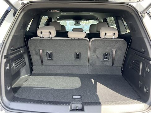 New 2025 GMC Acadia Elevation image 27