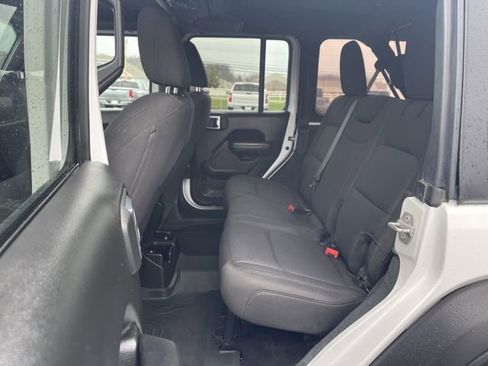 Used 2022 Jeep Wrangler Unlimited Sport AWD/4WD image 25