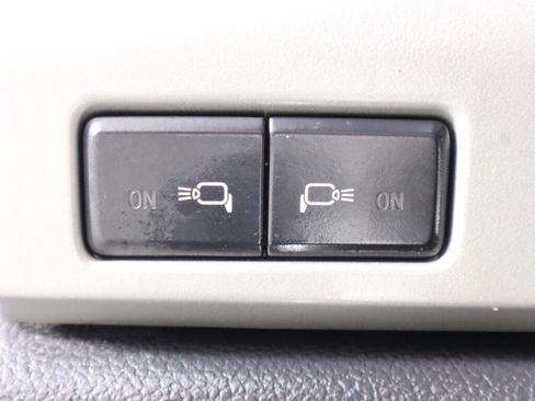 Used 2018 Ford F150 Lariat w/ Equipment Group 501A Mid image 10