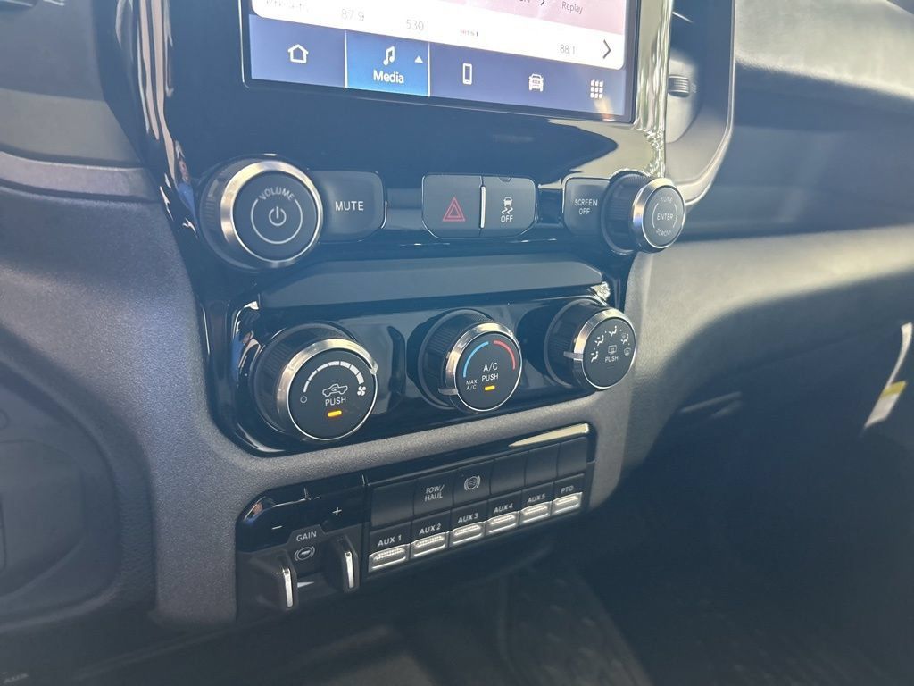 New 2026 RAM 4500 Tradesman AWD/4WD image 39