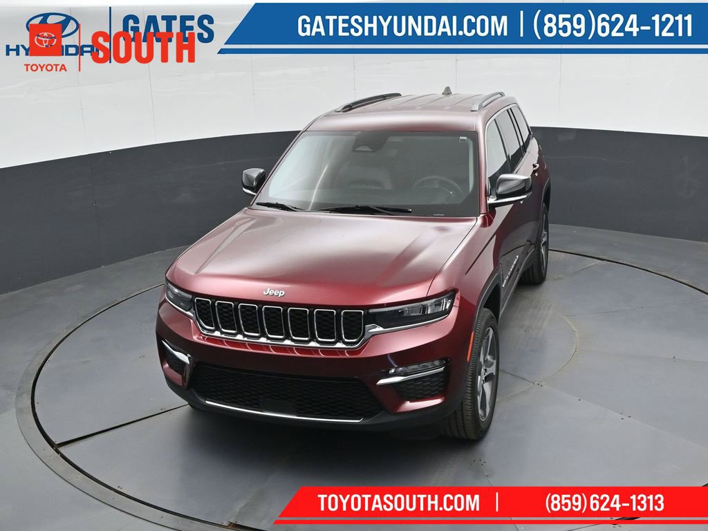 Used 2023 Jeep Grand Cherokee Limited AWD/4WD image 46