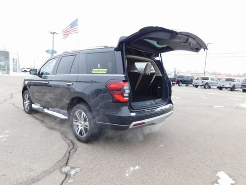 Used 2024 Ford Expedition Limited image 25