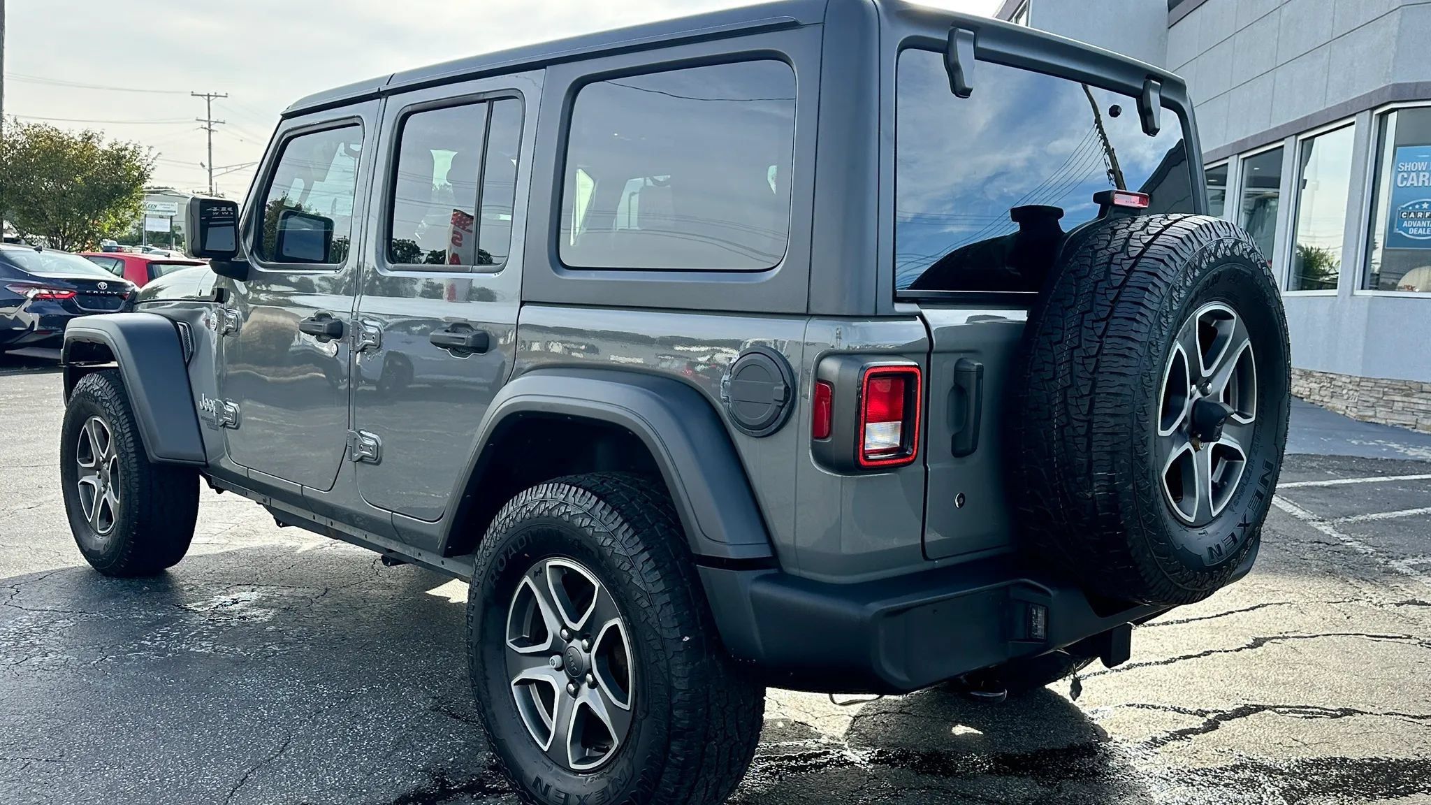 Used 2020 Jeep Wrangler Unlimited Sport w/ Technology Group AWD/4WD image 7