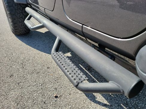 Used 2020 Jeep Wrangler Unlimited Sport image 12