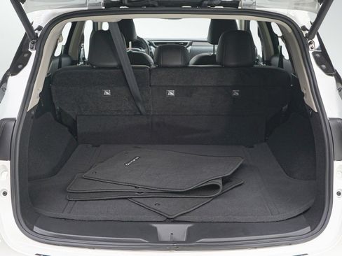 Used 2023 Nissan Murano SL image 11