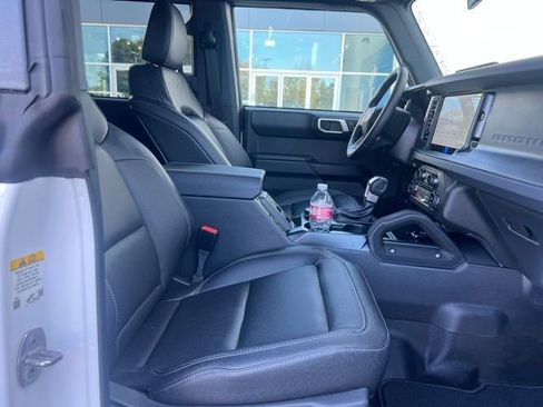New 2025 Ford Bronco Badlands AWD/4WD image 6