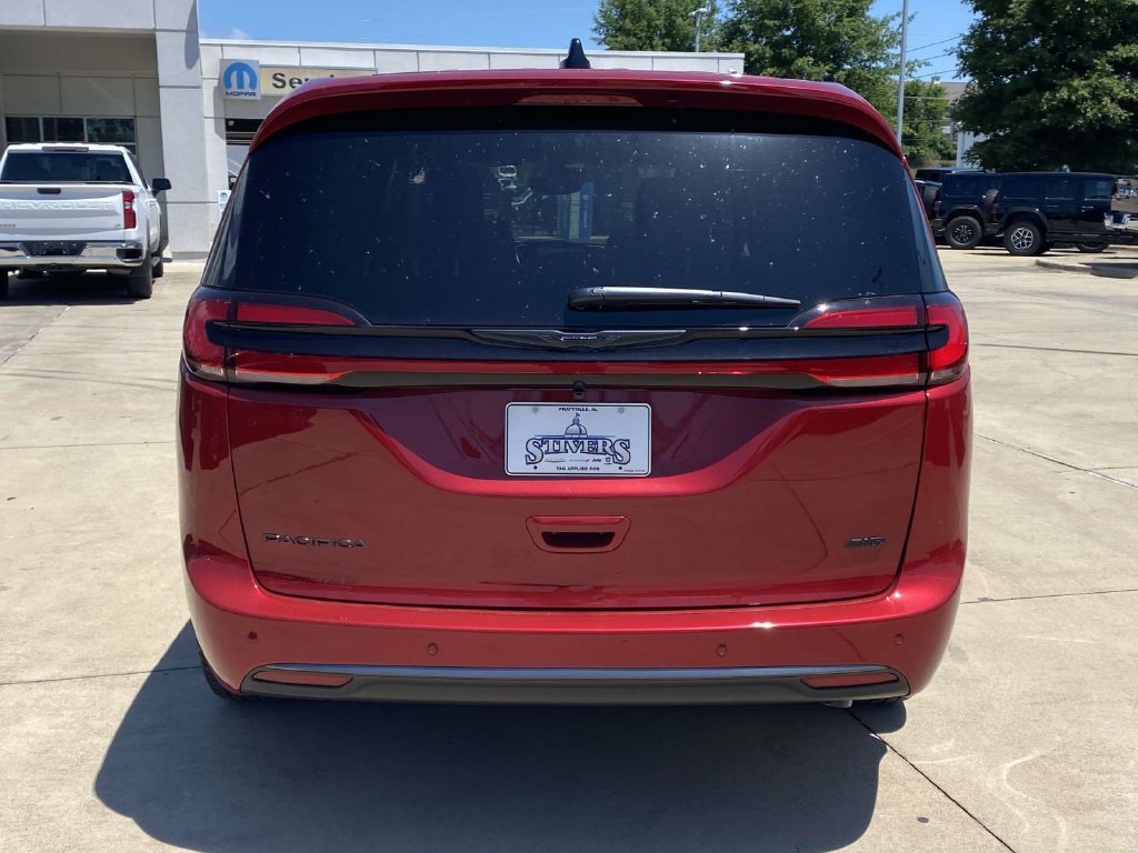 New 2026 Chrysler Pacifica Select AWD/4WD image 34