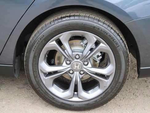 Used 2023 Honda Accord EX image 7