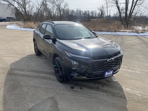 Used 2026 Chevrolet Trax ACTIV w/ Driver Confidence Package image 8