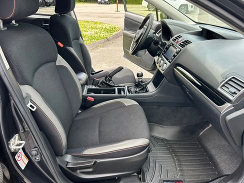 Used 2017 Subaru Crosstrek 2.0i Premium AWD/4WD image 23
