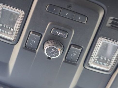 Used 2021 Chevrolet Tahoe RST w/ Luxury Package image 35