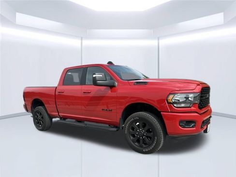 Used 2024 RAM 2500 Big Horn w/ Night Edition AWD/4WD image 4
