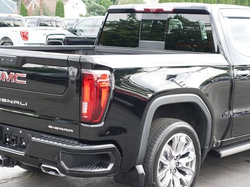 Used 2023 GMC Sierra 1500 Denali w/ Denali Reserve Package AWD/4WD image 13