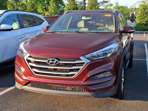 Used 2018 Hyundai Tucson SEL Plus AWD/4WD image 2