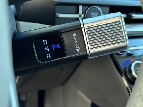 New 2026 Hyundai Santa Fe SE image 10