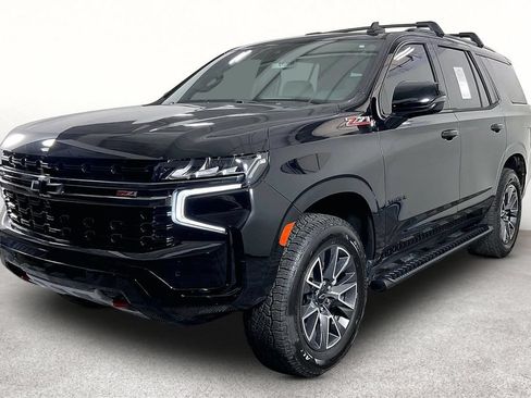 Used 2021 Chevrolet Tahoe Z71 w/ Luxury Package AWD/4WD image 14