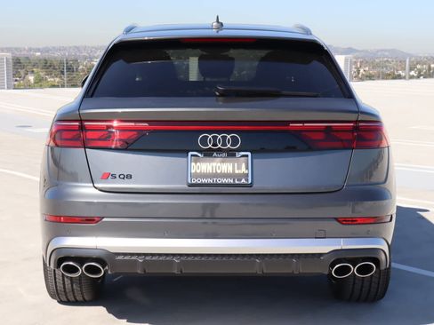 New 2024 Audi SQ8 Prestige image 5
