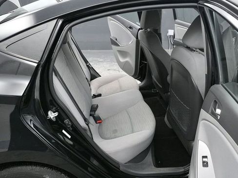 Used 2017 Hyundai Accent SE image 9