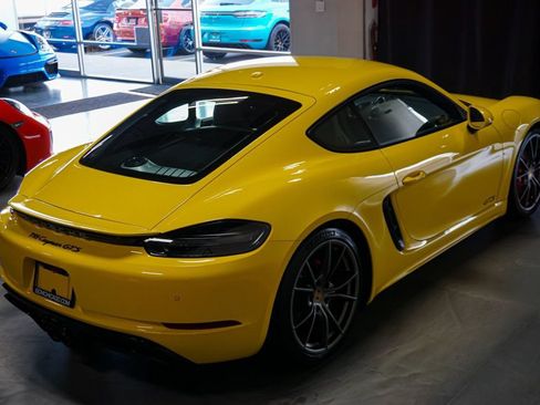 Used 2019 Porsche 718 Cayman RWD image 43