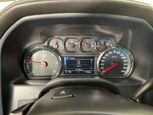 Used 2018 GMC Sierra 1500 SLE w/ SLE Value Package AWD/4WD image 16