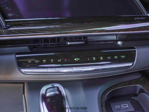 Used 2023 Cadillac Escalade ESV Sport Platinum image 33