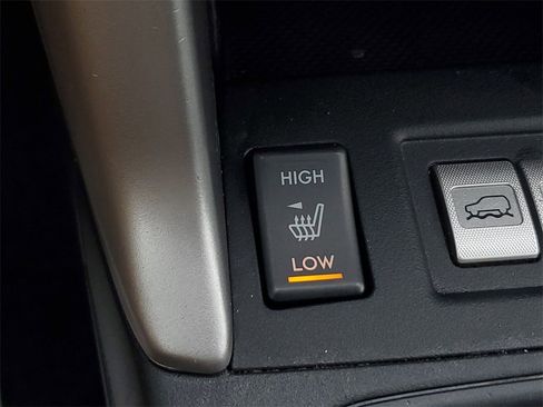 Used 2016 Subaru Forester 2.5i Limited image 29