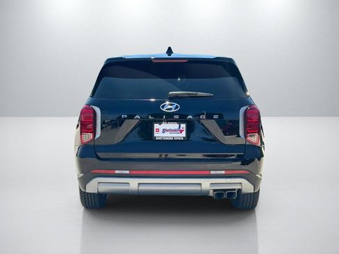 Used 2025 Hyundai Palisade SE FWD image 6