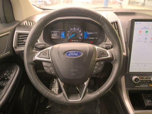 Used 2022 Ford Edge SEL image 31