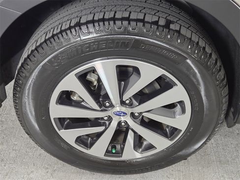 Certified 2020 Subaru Outback Premium image 9