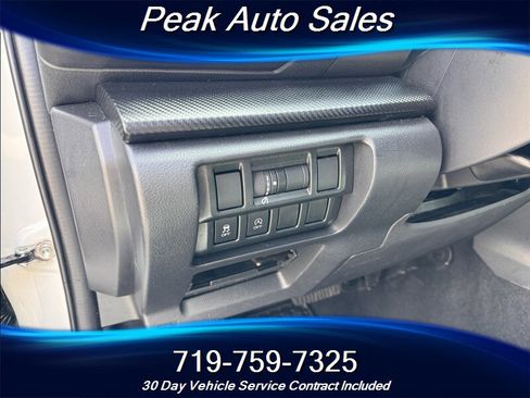 Used 2021 Subaru Crosstrek 2.0i Premium w/ Popular Package #2 AWD/4WD image 12