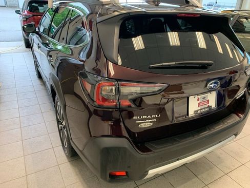 Used 2023 Subaru Outback Touring XT AWD/4WD image 13