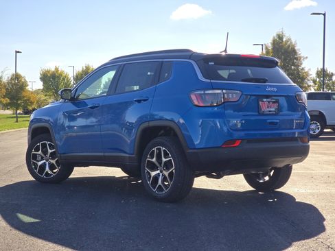 New 2026 Jeep Compass Limited image 14