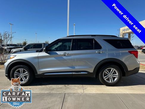 Used 2024 Ford Explorer XLT image 9