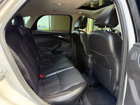 Used 2012 Ford Focus Titanium image 27