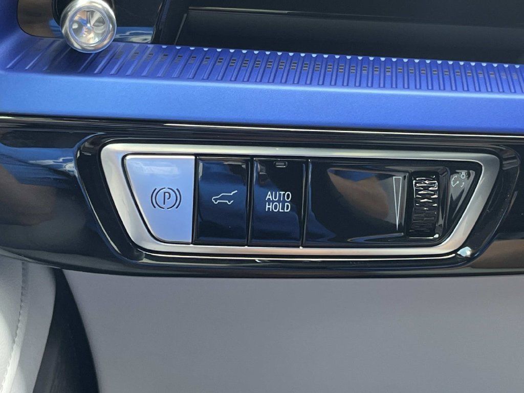 Certified 2026 Cadillac Optiq Luxury 1 RWD image 36
