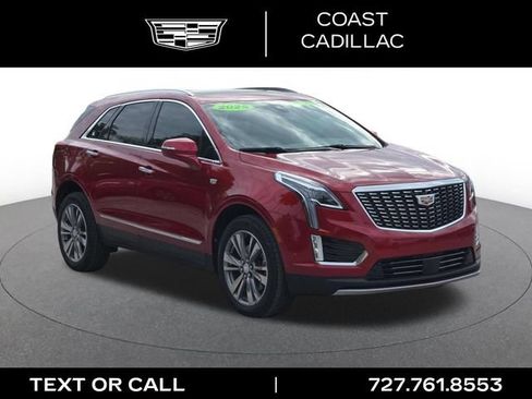 Used 2025 Cadillac XT5 Premium Luxury w/ Technology Package FWD image 3