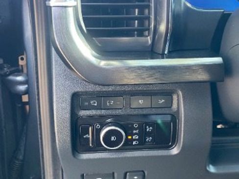 Used 2023 Ford F350 Lariat w/ Lariat Ultimate Package AWD/4WD image 30