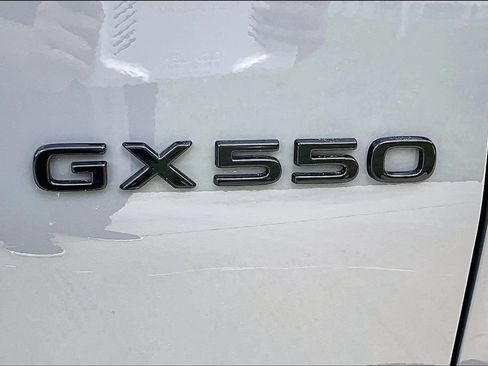 Used 2026 Lexus GX 550 w/ Accessory Package (2T) AWD/4WD image 44