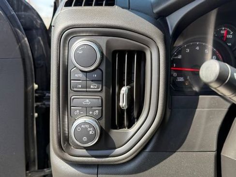 Used 2020 GMC Sierra 1500 Base w/ Convenience Package image 16