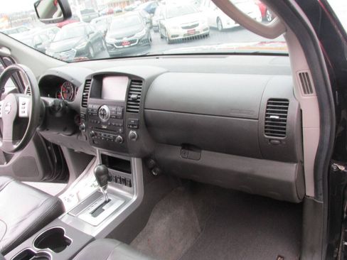 Used 2012 Nissan Pathfinder Silver w/ DVD Entertainment Pkg AWD/4WD image 23