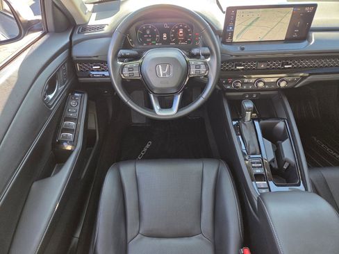 Used 2023 Honda Accord Touring image 13