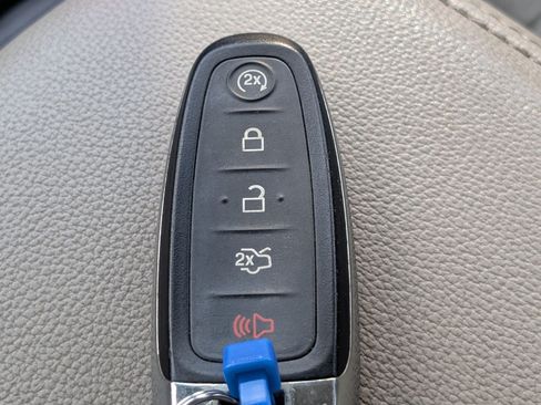 Used 2019 Ford Escape SE FWD image 28