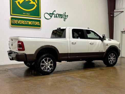 Used 2024 RAM 2500 Limited w/ Safety Group AWD/4WD image 8