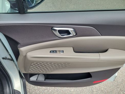 New 2026 Kia Carnival SX FWD image 10