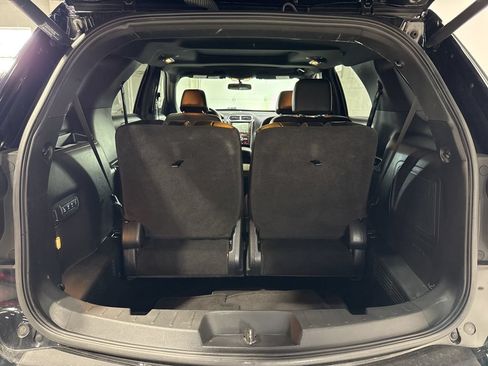 Used 2017 Ford Explorer Sport w/ Equipment Group 401A AWD/4WD image 38