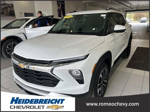 Used 2024 Chevrolet TrailBlazer LT FWD image 6