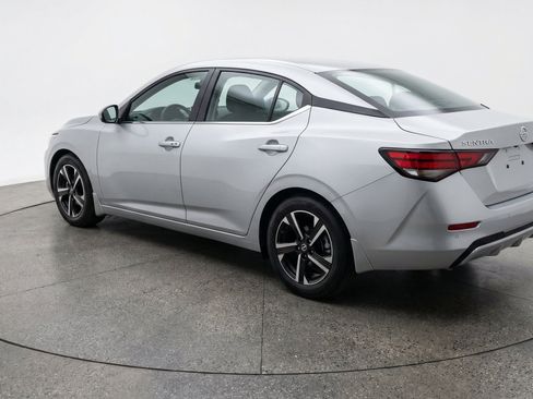 Used 2025 Nissan Sentra SV FWD image 6